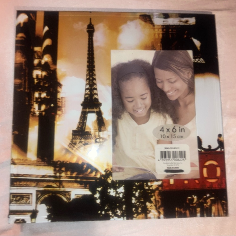 PARIS EIFFEL TOWER PICTURE/PHOTO FRAME